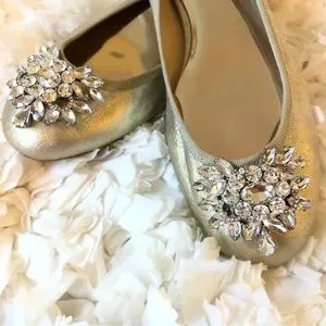 Badgley mischka bianca deals embellished ballet flat